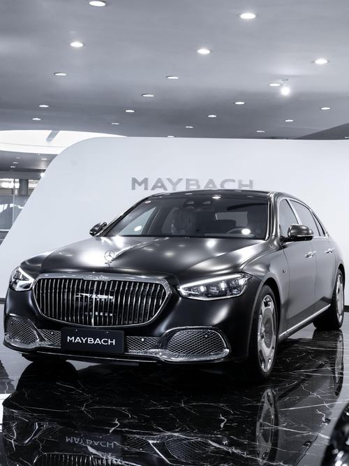 成都206岚图汽车的售后服务让用户无忧出行，迈巴赫未来的豪华车趋势